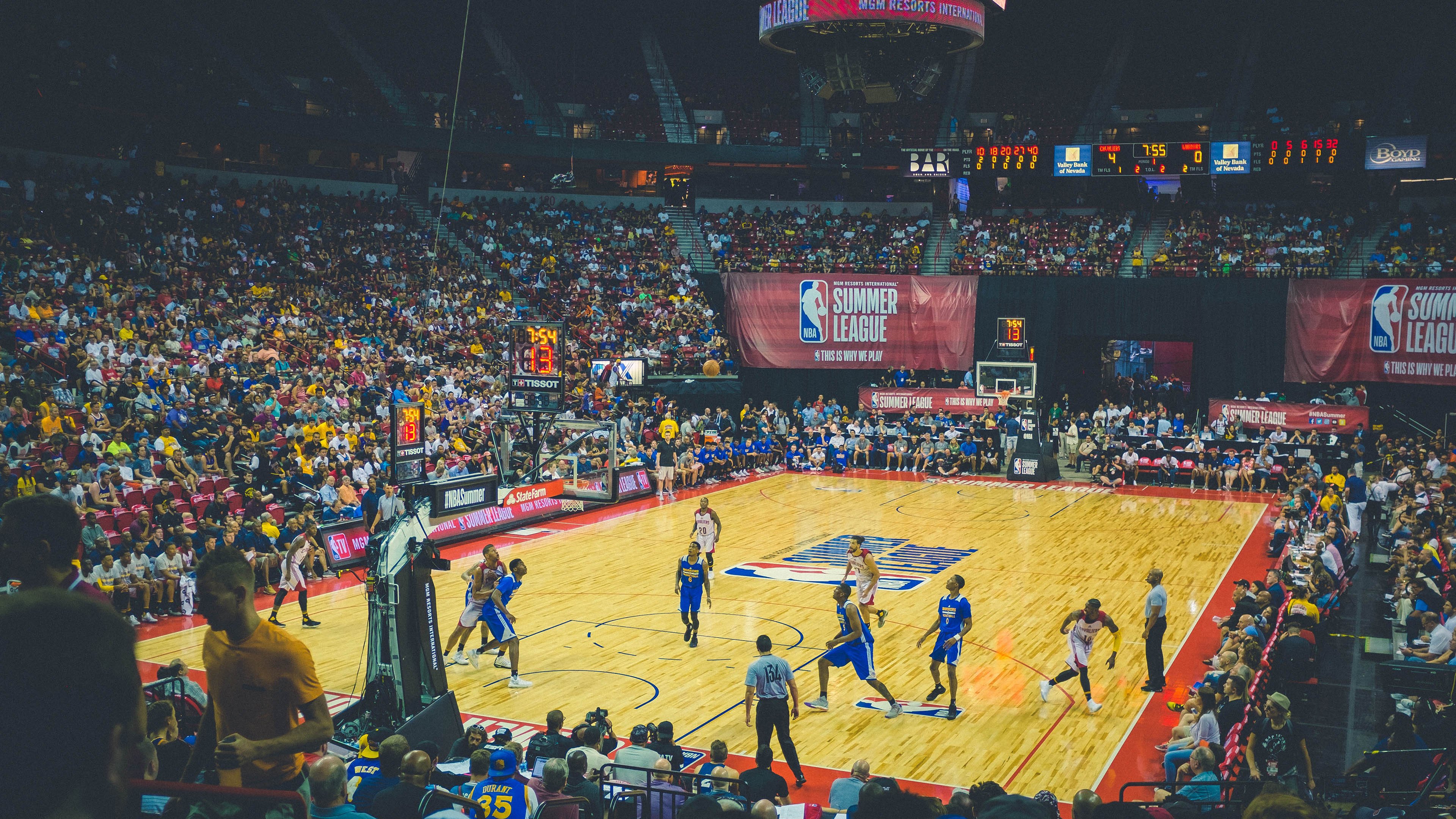 _城市地下:洞穴与隧道中的神秘网球赛事_,网球圣地