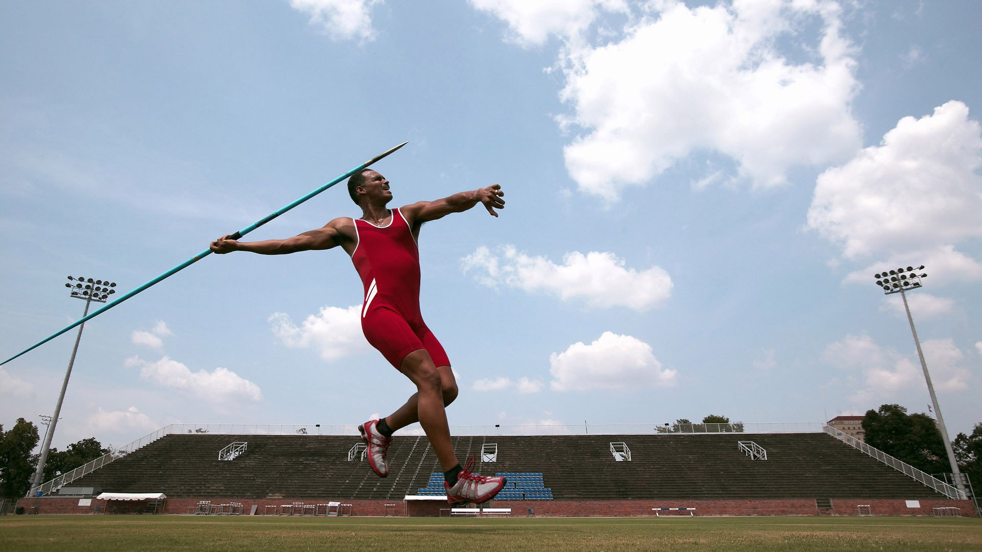 _明星运动员的幕后故事：坚持与梦想的交织_，运动明星的励志故事