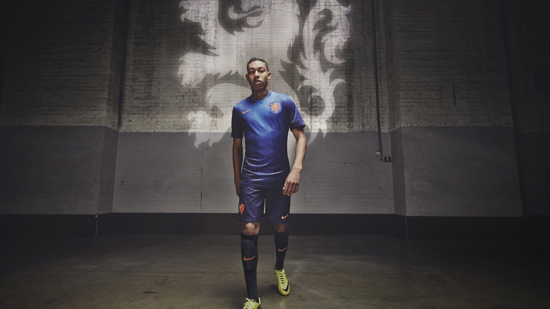 《赛事直播中,幕后策划团队的那些事儿》,直播幕后工作